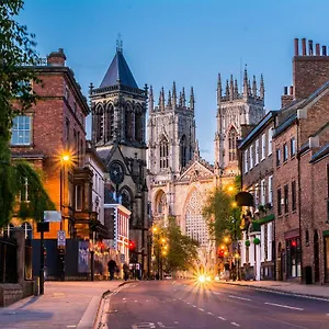 Ay Come Inn York